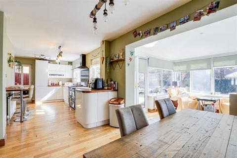 4 bedroom detached house for sale, Ada Place, Nottingham NG15