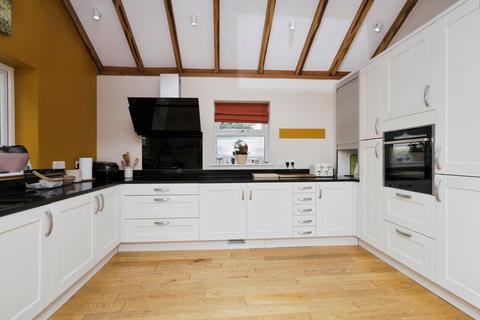 2 bedroom bungalow for sale, Horam Park Close, Horam, Heathfield, East Sussex, TN21