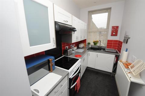 4 bedroom semi-detached house for sale, Victoria Road, Eccleshill, Bradford