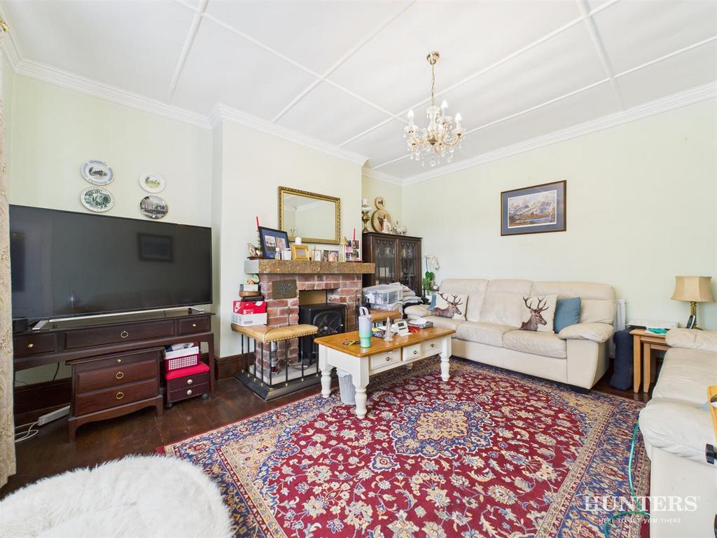 CAM03792 G0-PR0274-STILL020.jpg