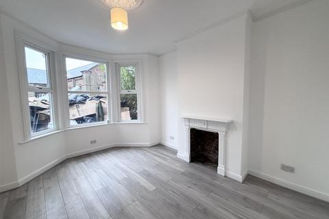 undefined, Newton Avenue, Acton, W3