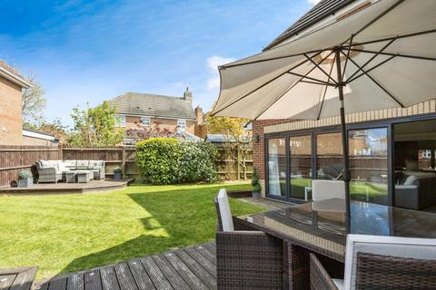 undefined, Henley Close, Maidenbower, Crawley, West Sussex, RH10