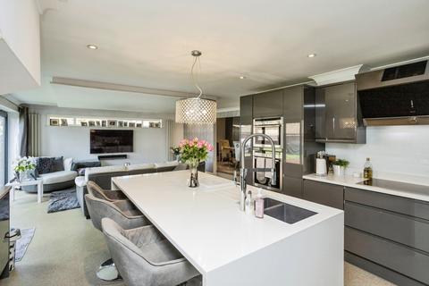 undefined, Henley Close, Maidenbower, Crawley, West Sussex, RH10