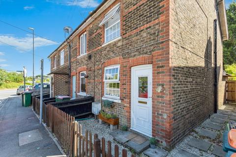 2 bedroom end of terrace house for sale, Hazelwick Road, Crawley, West Sussex, RH10