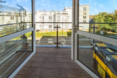 1 bedroom flat for sale, West Green Drive, Crawley, West Sussex, RH11