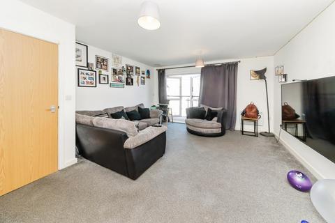 1 bedroom flat for sale, West Green Drive, Crawley, West Sussex, RH11