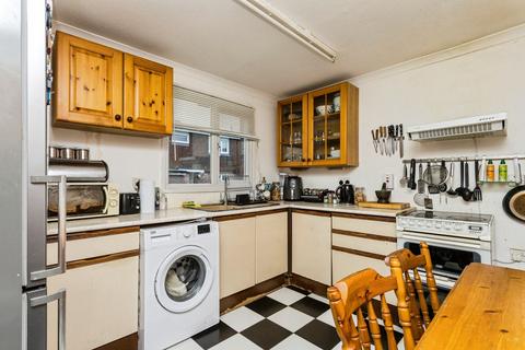 undefined, Curteys Walk, Crawley, West Sussex, RH11