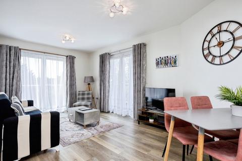 2 bedroom flat for sale, West Green Drive, Crawley, West Sussex, RH11