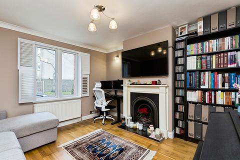 2 bedroom semi-detached house for sale, Malthouse Road, Crawley, West Sussex, RH10