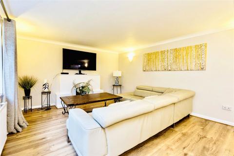 undefined, Toftwood Close, Crawley, West Sussex, RH10