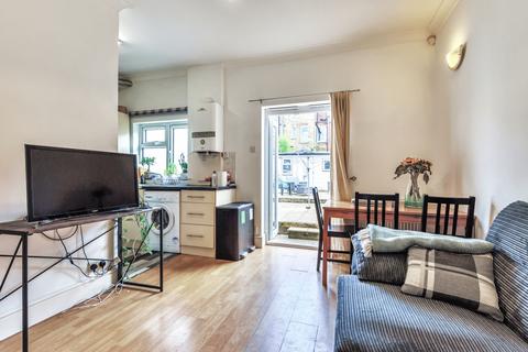 3 bedroom house to rent, Totterdown Street, Tooting, London, SW17