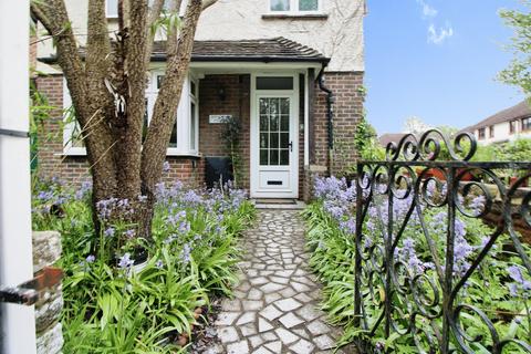 undefined, New Road, Midhurst, GU29