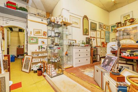 undefined, Rumbolds Hill, Midhurst, West Sussex, GU29