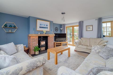 3 bedroom detached house for sale, Celynnen Cottage, Kinton, Nesscliffe, Shrewsbury, SY4 1AZ