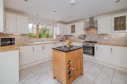 3 bedroom detached house for sale, Celynnen Cottage, Kinton, Nesscliffe, Shrewsbury, SY4 1AZ