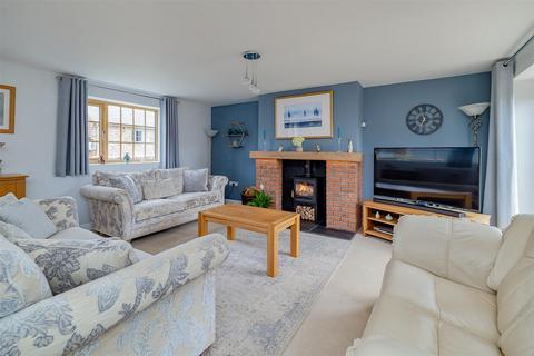 3 bedroom detached house for sale, Celynnen Cottage, Kinton, Nesscliffe, Shrewsbury, SY4 1AZ