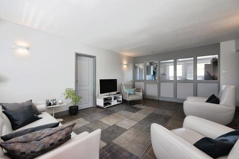 undefined, Whitfield Hill, Kearsney, Dover, Kent, CT16