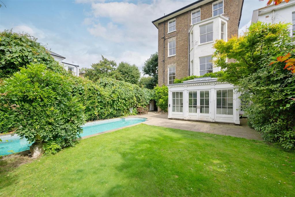 3 Cavendish Avenue Hi-26.jpg