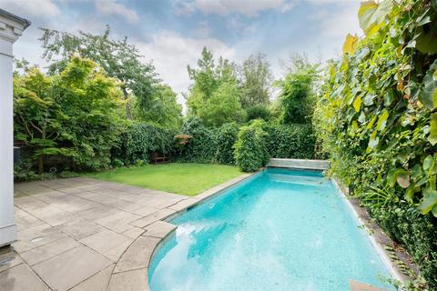 undefined, Cavendish Avenue, St John's Wood NW8