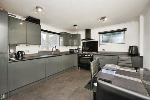 3 bedroom end of terrace house for sale, Guilford Avenue, Whitfield, Dover, Kent, CT16