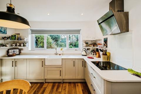 2 bedroom bungalow for sale, Kings Barn Lane, Steyning, West Sussex, BN44