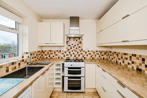 2 bedroom flat for sale, Toomey Road, Steyning, West Sussex, BN44