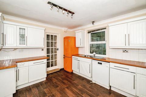 4 bedroom detached house for sale, Durrington Hill, Worthing, West Sussex, BN13