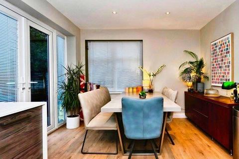 3 bedroom semi-detached house for sale, The Broadway, Lancing, West Sussex, BN15