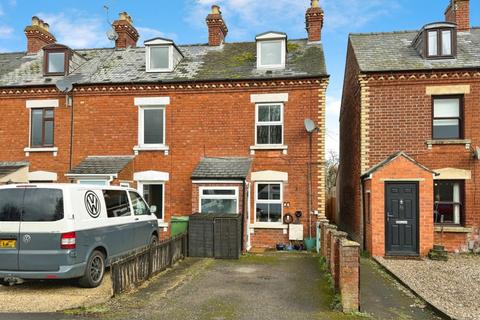 3 bedroom end of terrace house for sale, Avenue Terrace, Stonehouse