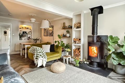 3 bedroom end of terrace house for sale, Avenue Terrace, Stonehouse