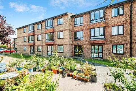 Broadwater Street East, Worthing, West Sussex, BN14