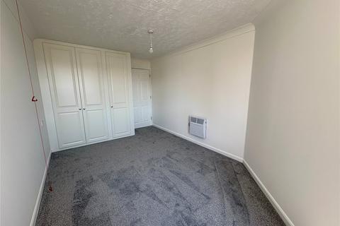 2 bedroom flat for sale, Stockbridge Road, Chichester, West Sussex, PO19