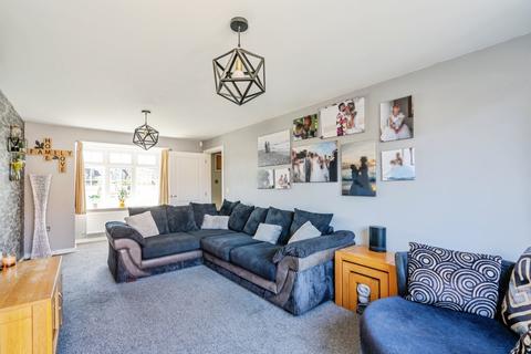 4 bedroom detached house for sale, Hadrian Drive, Westhampnett, Chichester, West Sussex, PO18