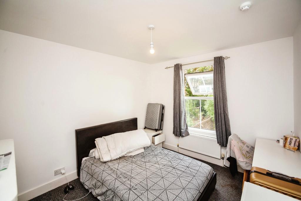Bedroom Seven