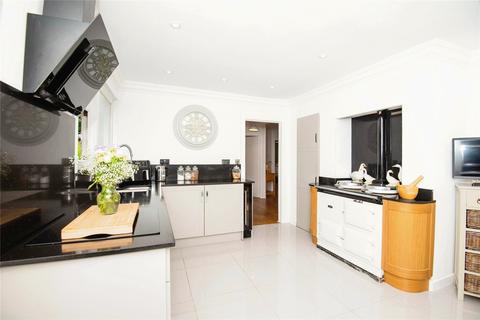 5 bedroom detached house for sale, Pilgrims Way, Maidstone, Kent, ME17