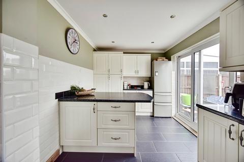 3 bedroom semi-detached house for sale, Willington Street, Maidstone, Kent, ME15