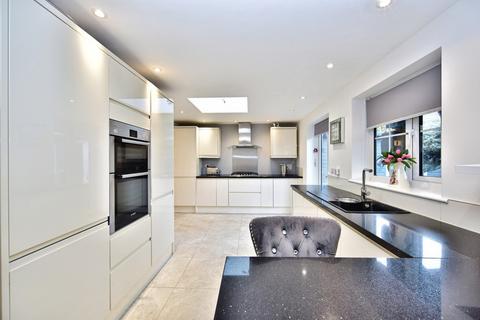 3 bedroom detached house for sale, Brampton Field, Ditton, Aylesford, Kent, ME20