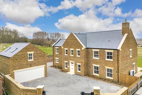 undefined, Hardwick Drive, The Hardwicks, Shangton