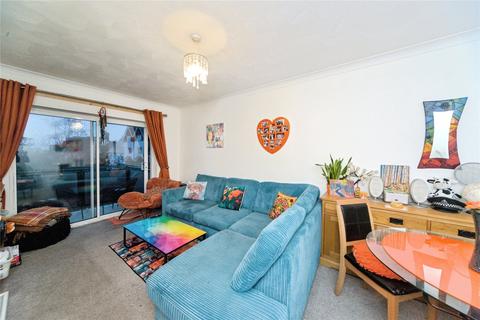1 bedroom flat for sale, Moat Croft Road, Eastbourne, BN21