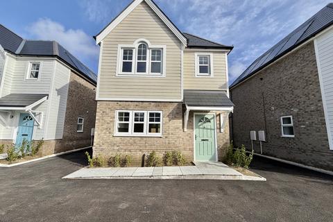 3 bedroom detached house for sale, Poole BH15