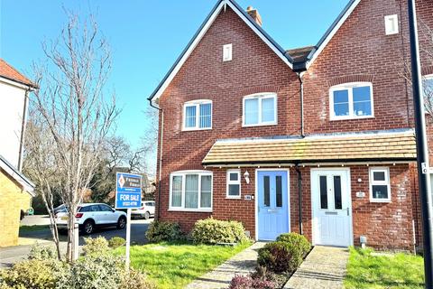 3 bedroom end of terrace house for sale, Highgrove Crescent, Polegate, East Sussex, BN26