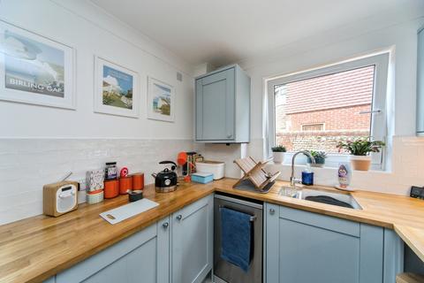 2 bedroom flat for sale, Silverdale Road, Eastbourne, East Sussex, BN20