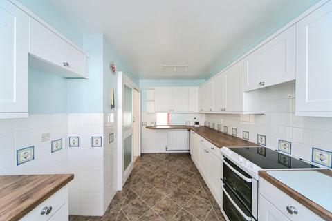 3 bedroom flat for sale, Devonshire Place, Eastbourne, East Sussex, BN21