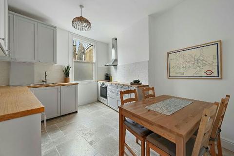 2 bedroom maisonette for sale, Cressida Road, Whitehall Park, Archway N19 3LB