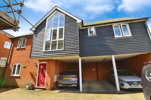 2 bedroom flat for sale, The Elms, Dymchurch Road, New Romney, TN28