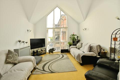 2 bedroom flat for sale, The Elms, Dymchurch Road, New Romney, TN28