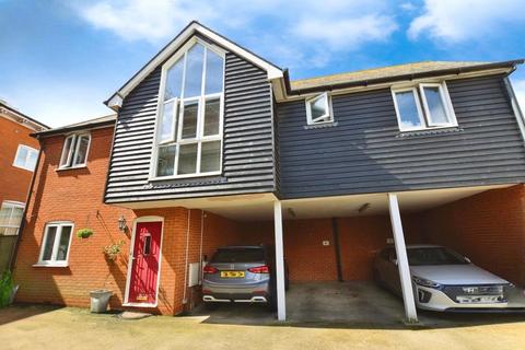 2 bedroom flat for sale, The Elms, Dymchurch Road, New Romney, TN28
