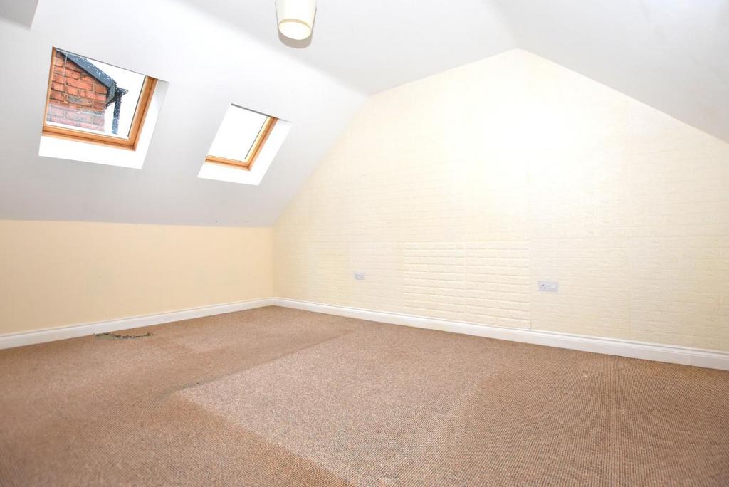 Bedroom 1 2.JPG