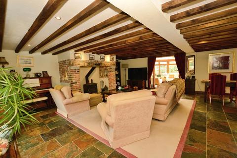 4 bedroom house for sale, St. Marys Road, New Romney, Kent, TN28