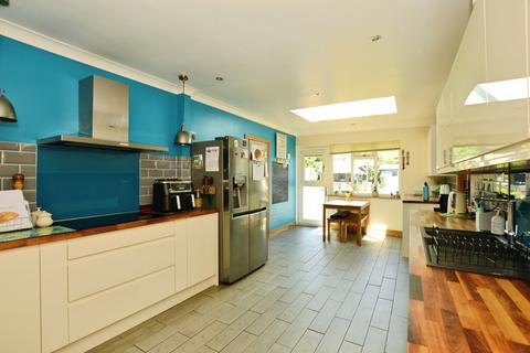 4 bedroom bungalow for sale, Blenheim Road, Littlestone, New Romney, Kent, TN28